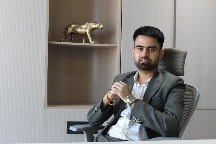 Rishabh, CA FRM – leadership team member at VRSapients providing outsourced accounting and bookkeeping solutions for US businesses